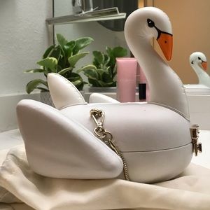 KATE SPADE SWAN PURSE